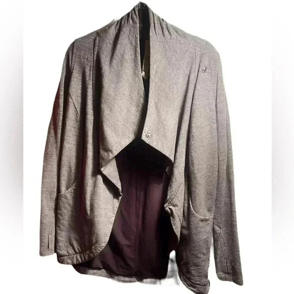 Lululemon “that’s a wrap” long sleeve terry lightweight casual yoga sweater 4 - Picture 2 of 5